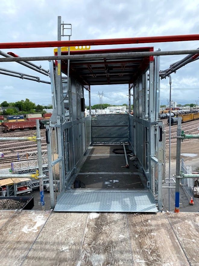 Transport platform interior loading area
